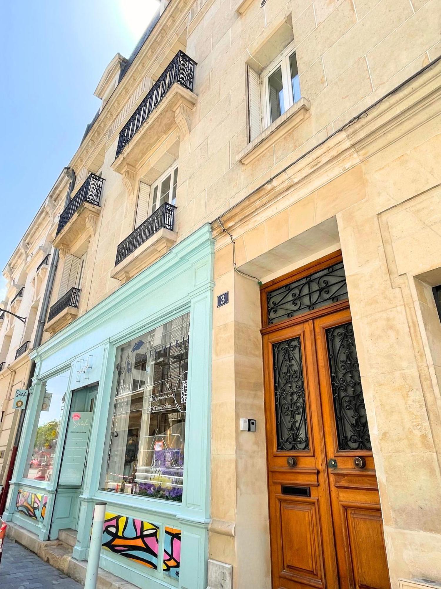 So Guest, Clou Dans Le Fer, Modern Suite Near Cathedral 랭스 외부 사진